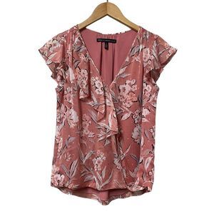 White House Black Market Pink Floral Short Sleeve blouse